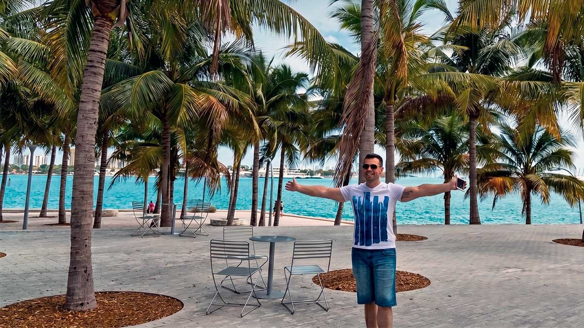 Unlocking the true spirit of the Magic City with Miami Worth It – join me as we discover why this city is truly worth it through an authentic, local lens.